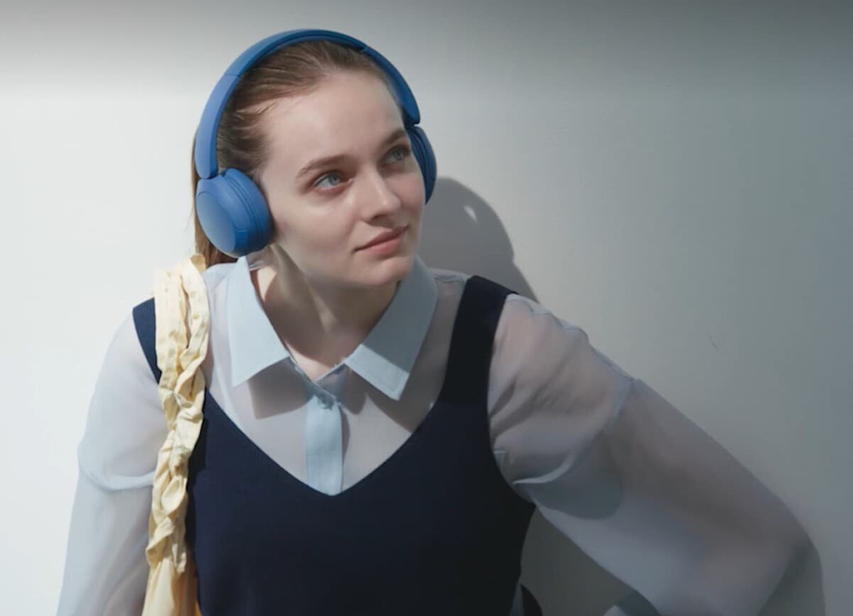 Los auriculares Sony WH-CH530 ofrecen sonido personalizado, tienen una autonomía atómica de hasta 55 horas y ahora están rebajados
