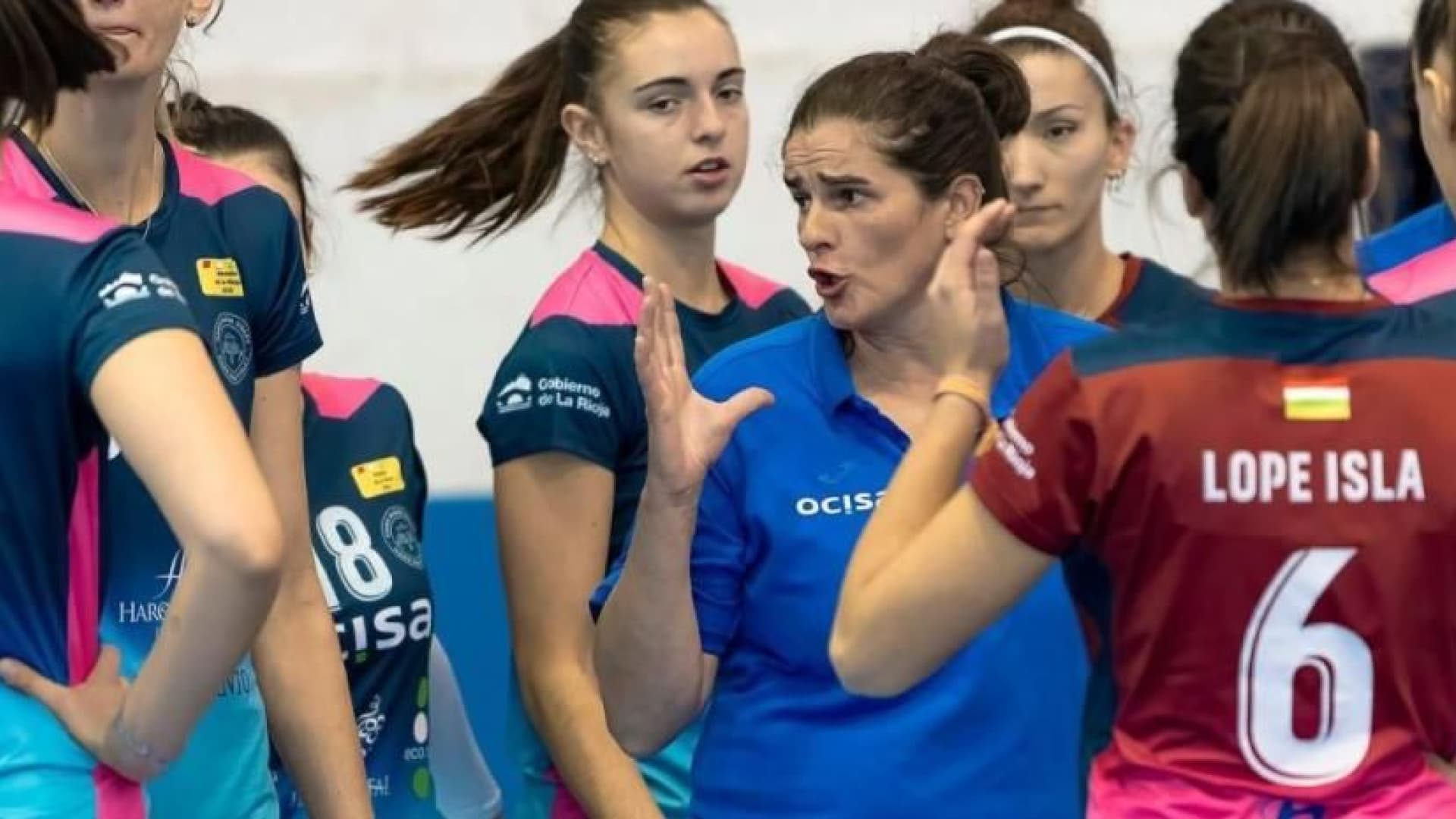 Esther López analiza el inicio del OCISA Haro Rioja Voley en la Liga Iberdrola y fija la permanencia como meta