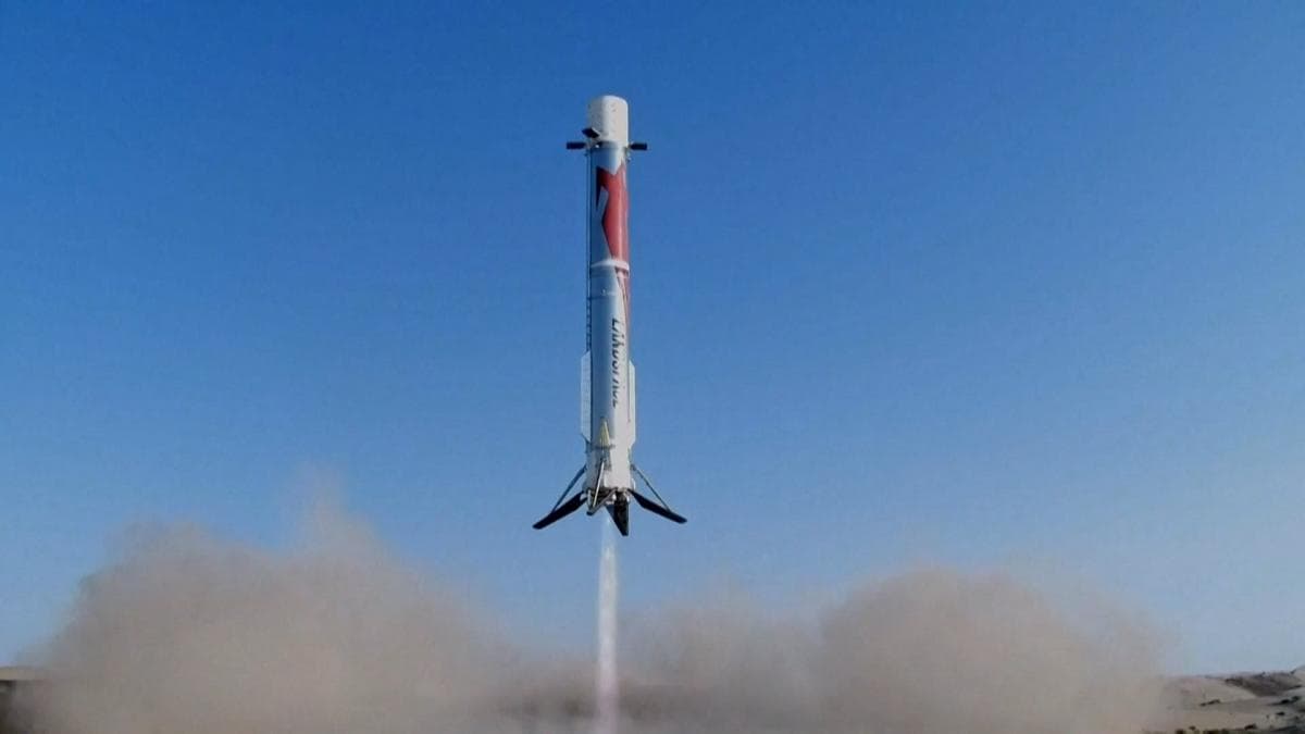 China consigue por primera vez aterrizar la primera etapa de un cohete espacial