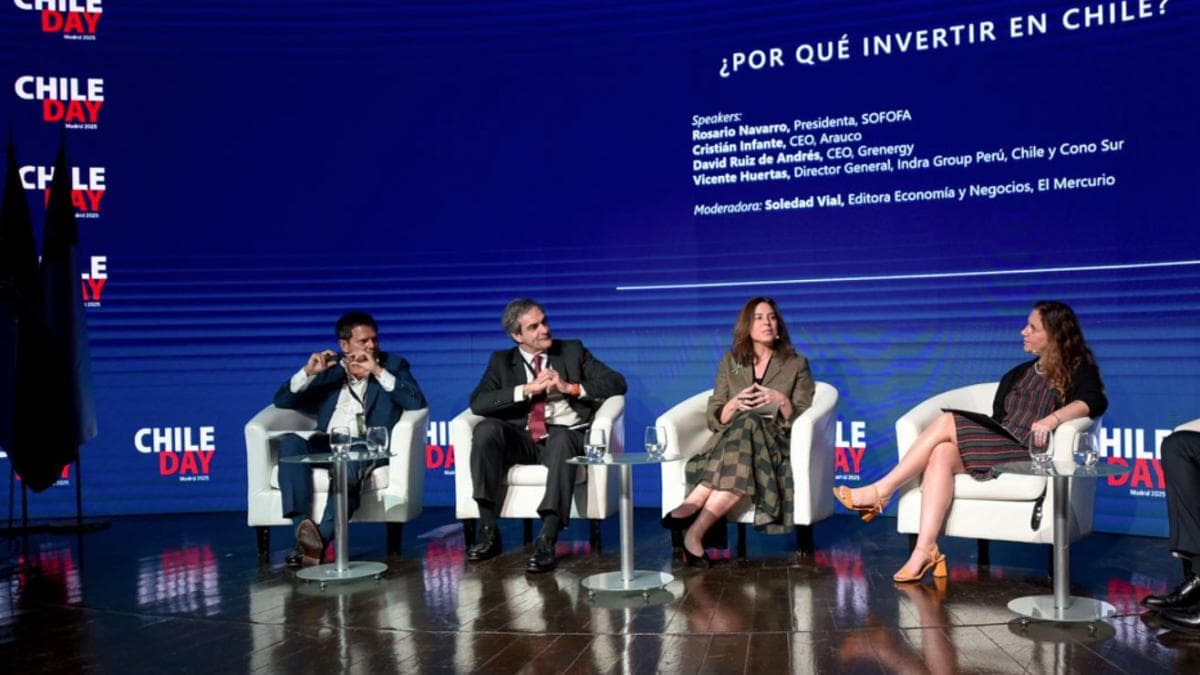 Desembarco chileno de élite en Madrid con más de 400 empresarios, 4 ministros y la presidenta del Banco Central
