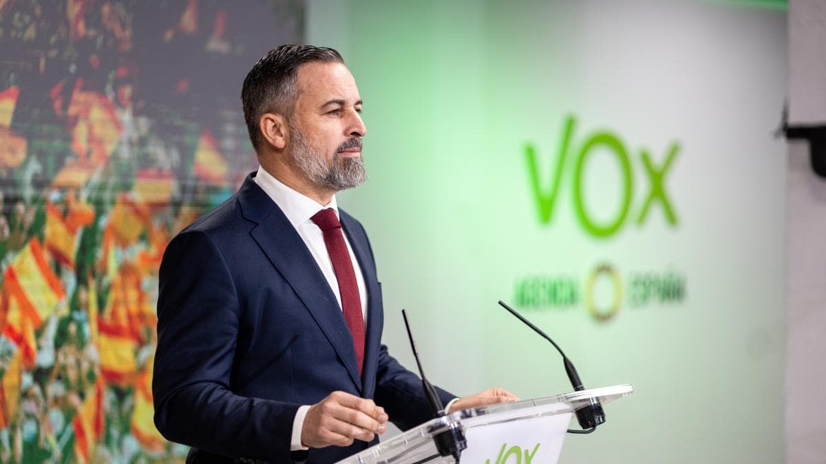 Abascal exige «cerrar las puertas y empezar un proceso de repatriaciones» ante la oleada de inmigrantes