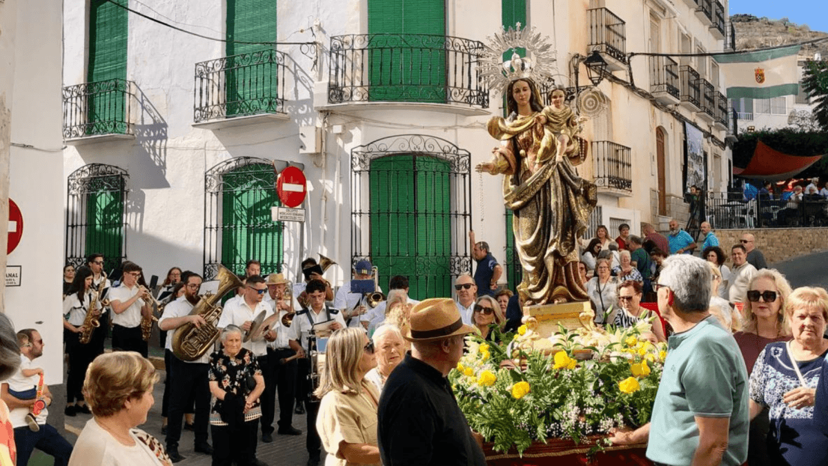 El pueblo de Almería que celebra 25 años de una feria donde mandan el cabrito, las migas y los embutidos