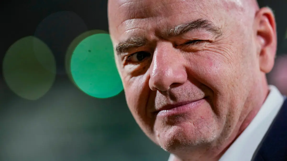 Infantino no ve peligrar su foto en la presidencia de FIFA