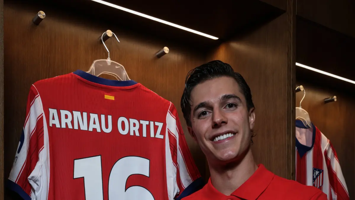 Arnau Ortiz ya es jugador de la primera plantilla del Atlético