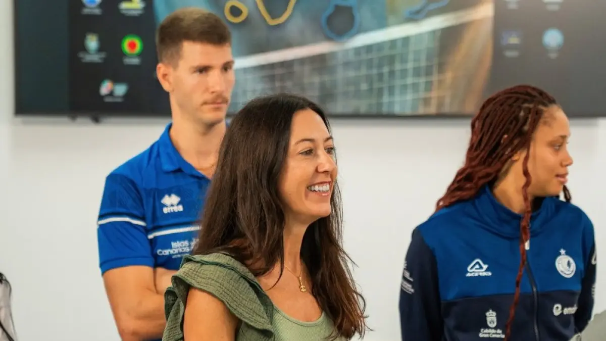 La élite del voleibol de Canarias recupera la copa regional tras 13 años