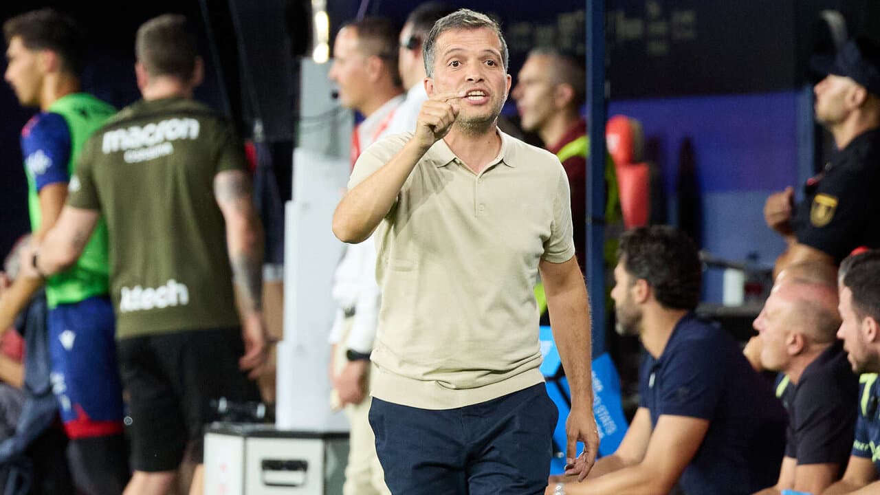 El entrenador del Levante explica la mentalidad ganadora que le ha dado un valioso punto ante Osasuna