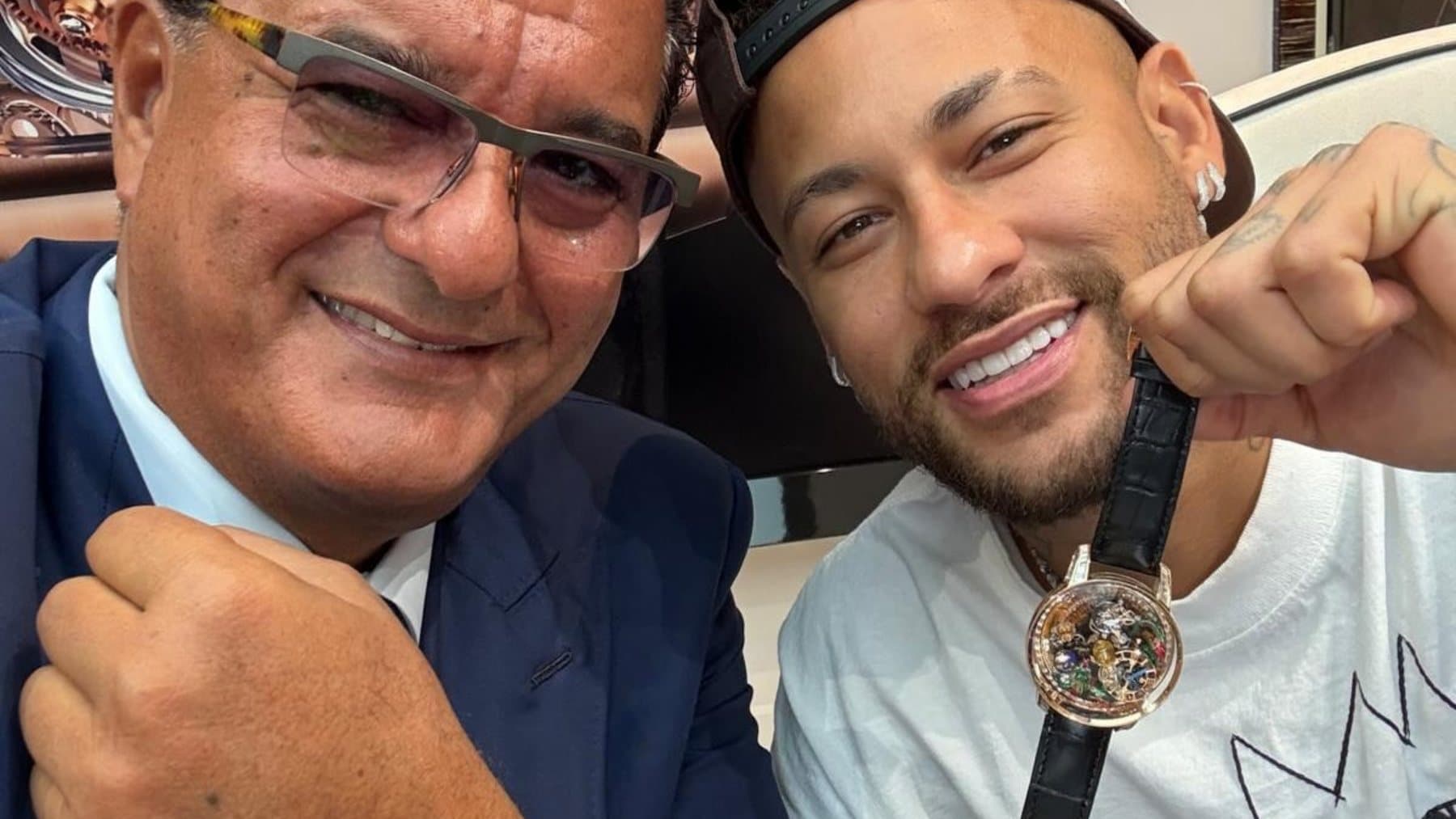 Neymar cambia el césped por el lujo y se compra un reloj de un millón en Nueva York