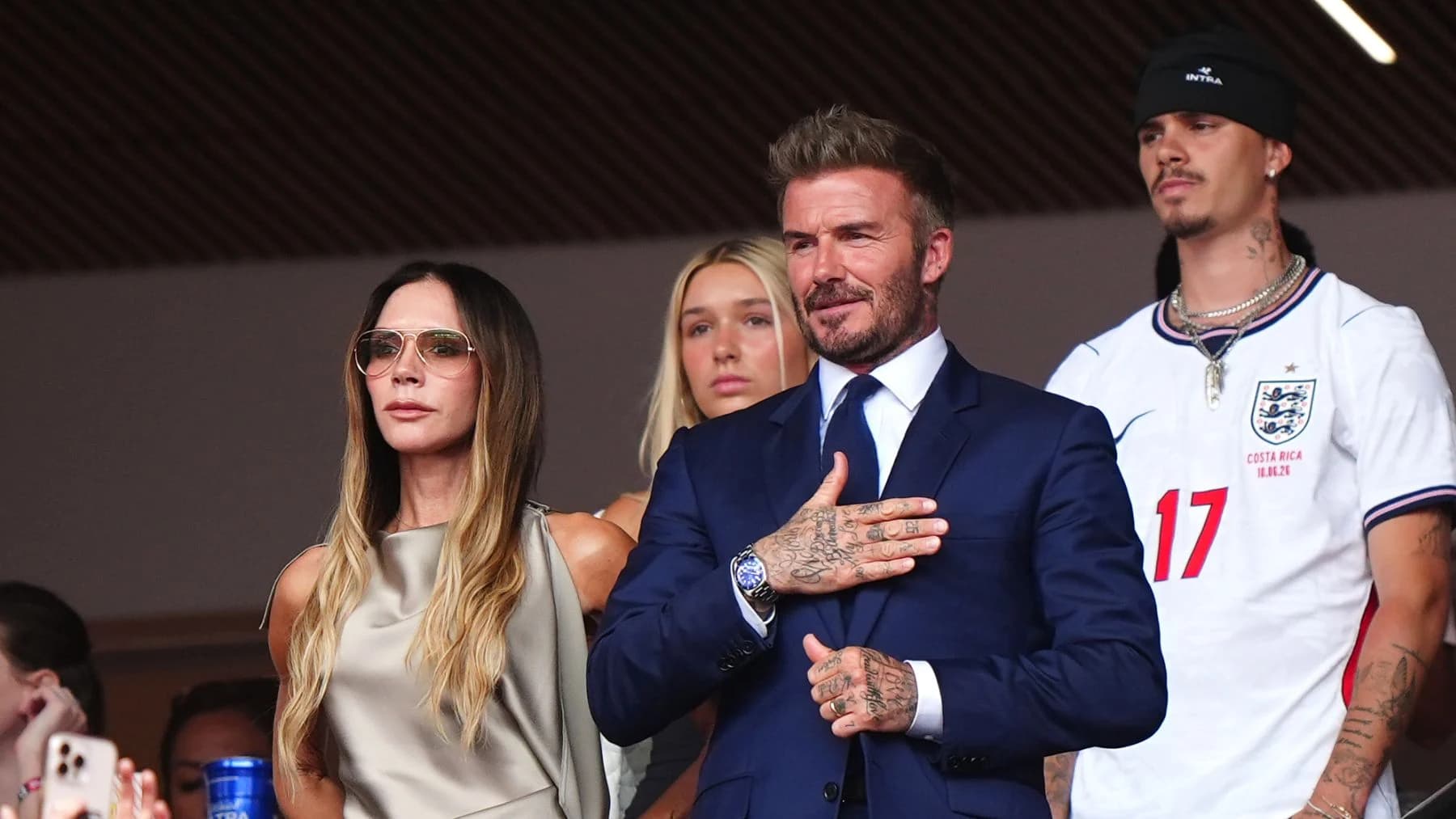 El lema vital de David Beckham sobre sus hijos: «Nunca verás a mis hijos entrar en una habitación y no dejar que una mujer pase primero»