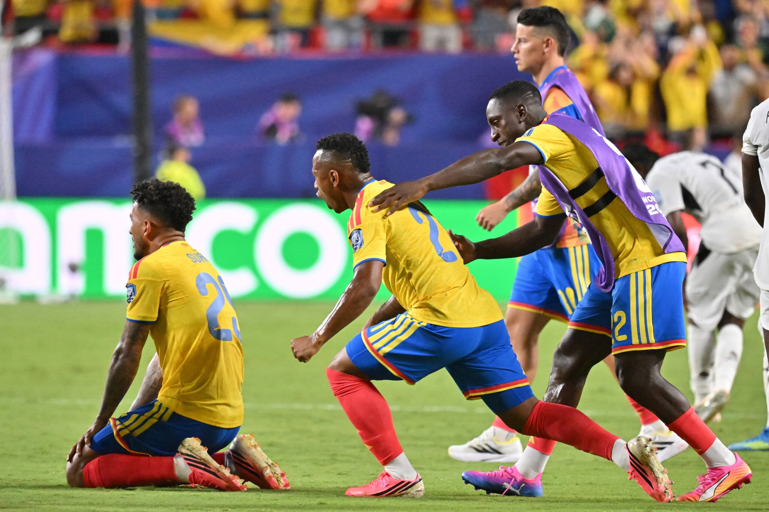 Un gol de Jhon Arias mete a Colombia en octavos del Mundial ante una inoperante Ghana