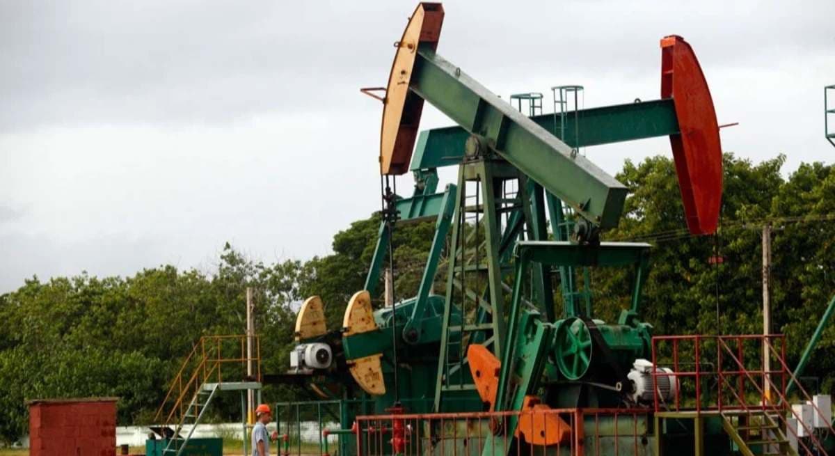 Cuba se afana en refinar el petróleo nacional porque no le queda otra