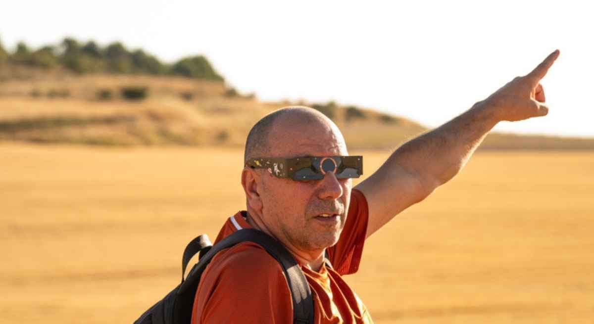 Gafas para el eclipse del 12 de agosto de 2026: dónde conseguirlas gratis y comprobar que son seguras