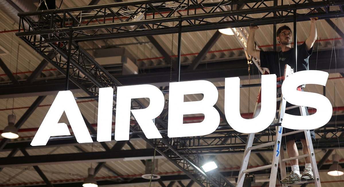 Airbus presentará a los sindicatos una nueva oferta para frenar la huelga y emplaza a negociar en una única mesa