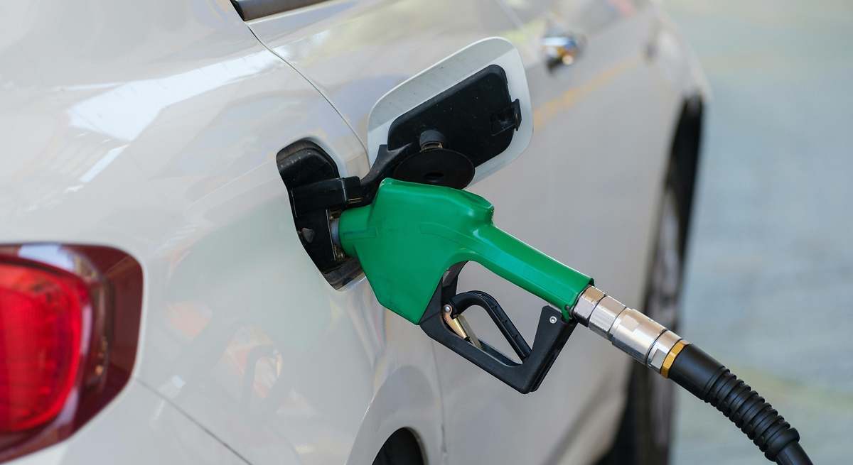 Coche de combustión o eléctrico: un experto en motor revela qué tipo de propulsión es mejor en una situación de emergencia