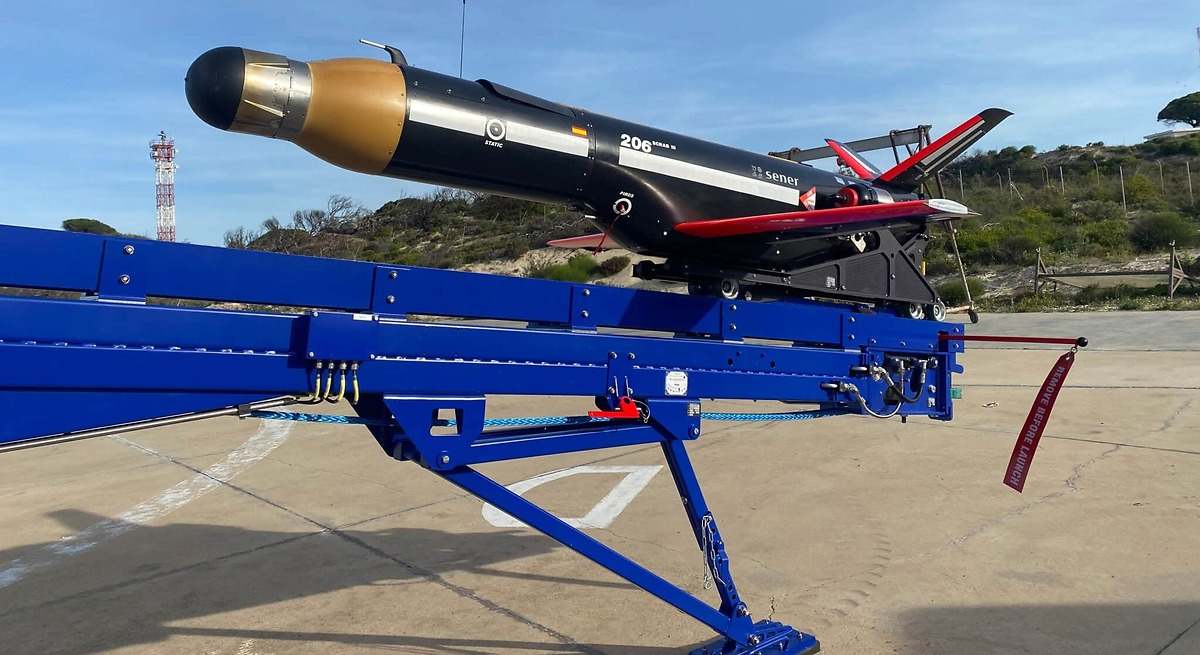 Sener suministrará drones al Ministerio de Defensa para el entrenamiento de las fuerzas armadas españolas en el CEDEA