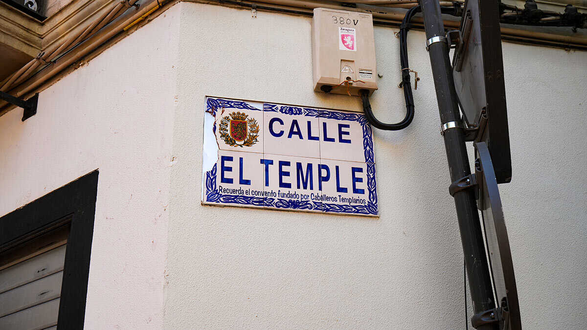 Por qué una céntrica calle de Zaragoza se llama Temple: una historia de templarios con más de 800 años