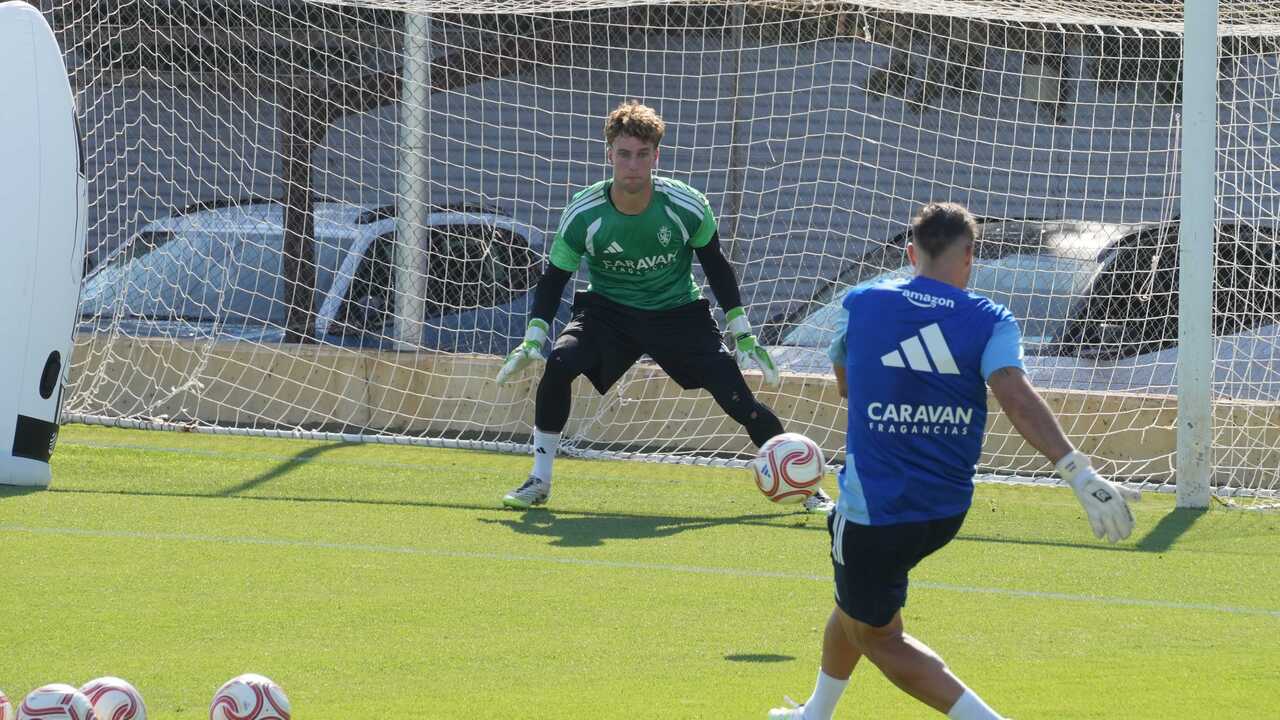 Westerveld y Vadillo, bajas del Real Zaragoza ante el Teruel