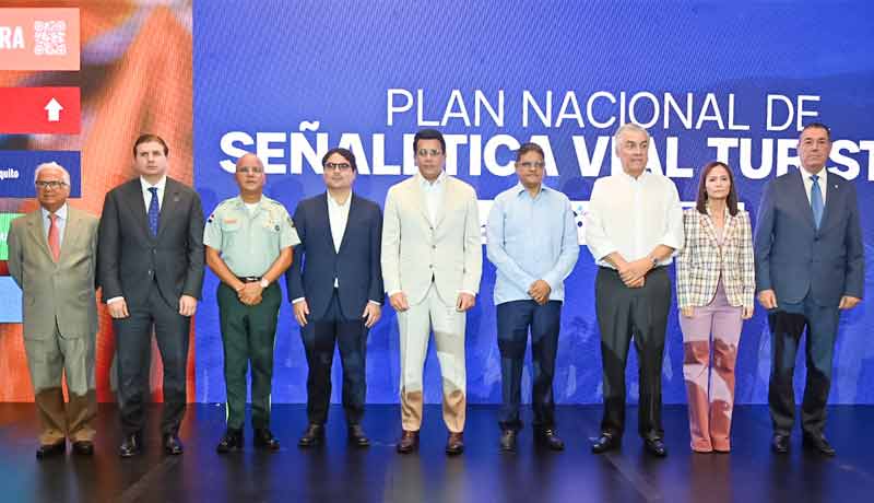 Turismo y RD Vial lanzan plan nacional de señalización de vías turísticas
