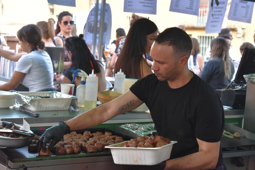 Cigales celebra su II Feria de la morcilla y el vino