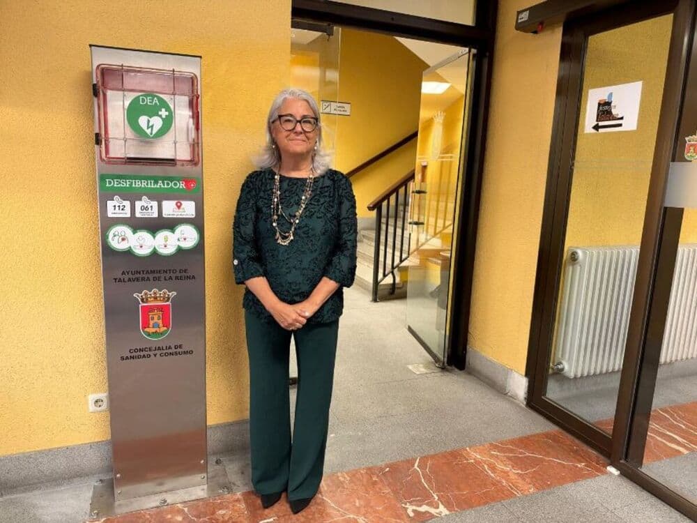 Talavera amplía y moderniza la red con dos desfibriladores más