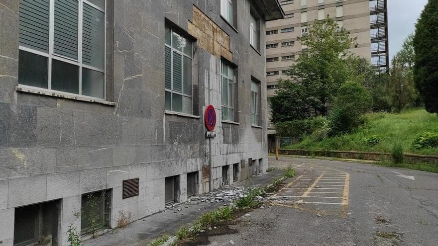 IU-Convocatoria por Oviedo reclama que la compra de la antigua Residencia del HUCA acelere la transformación de El Cristo