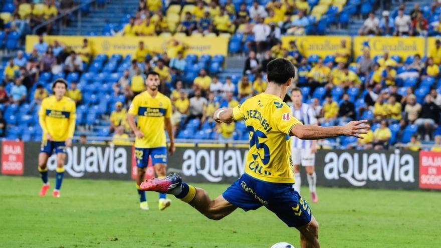 Partido de la UD Las Palmas-Valladolid en imágenes