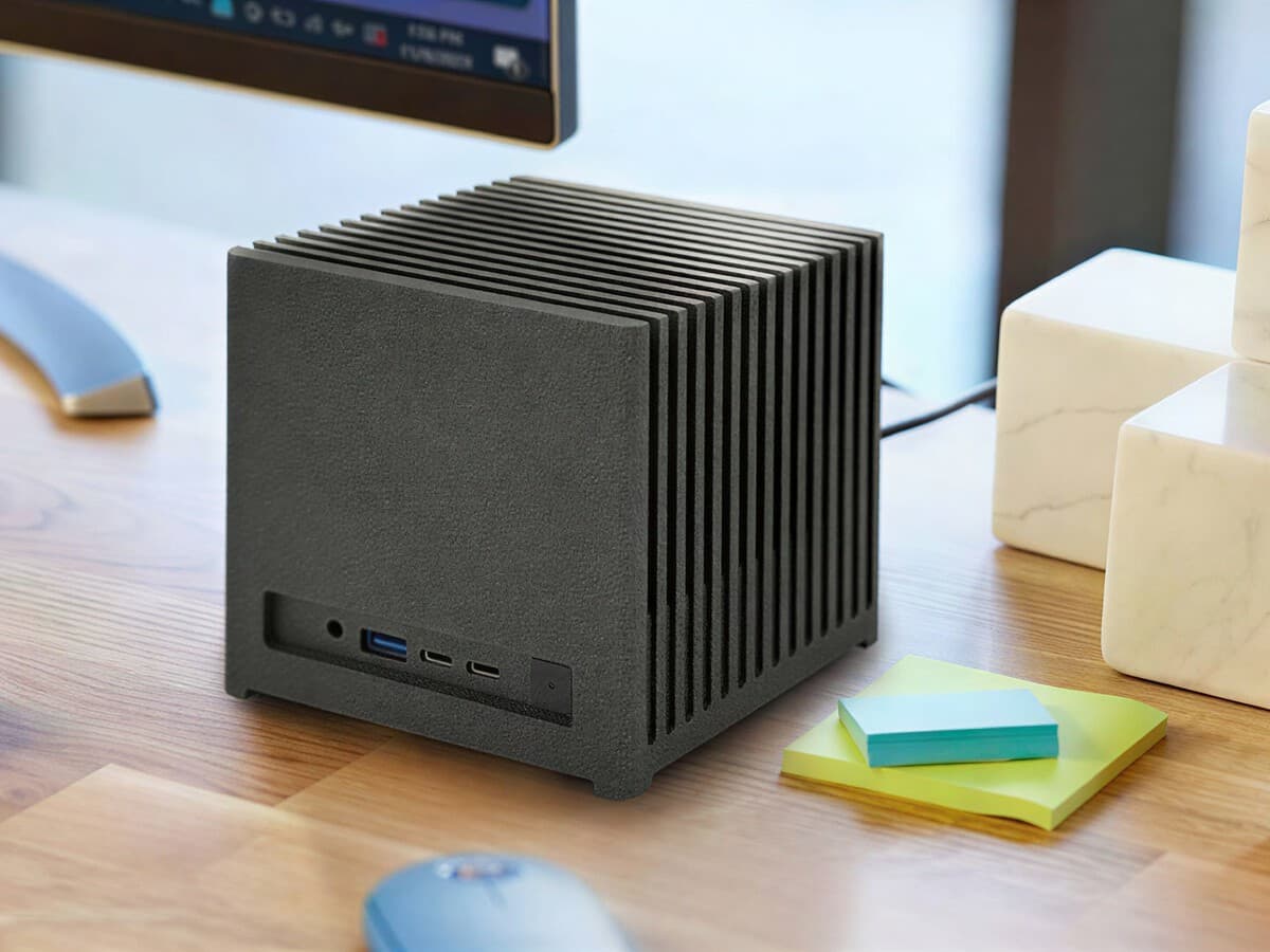 Diseñan un PC con una carcasa valorada en 1,5 millones de euros y es tan pequeño que ni puede albergar una tarjeta gráfica