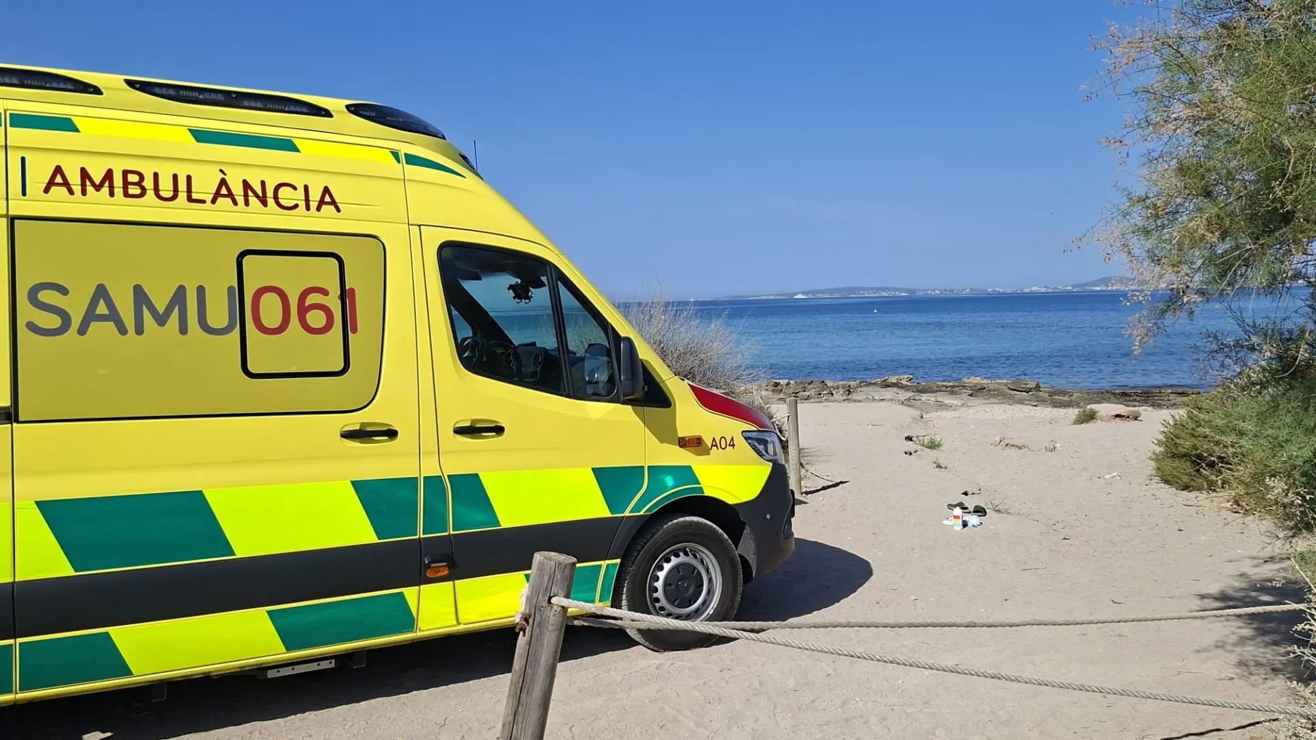 Muere ahogada una turista en una playa de Ibiza