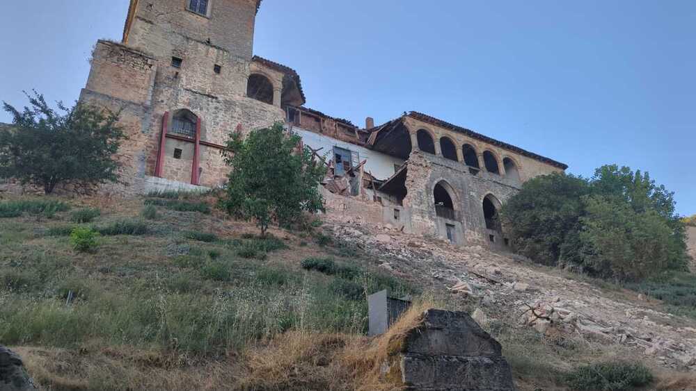 Se desploma la parte trasera del Palacio de los Hurtados