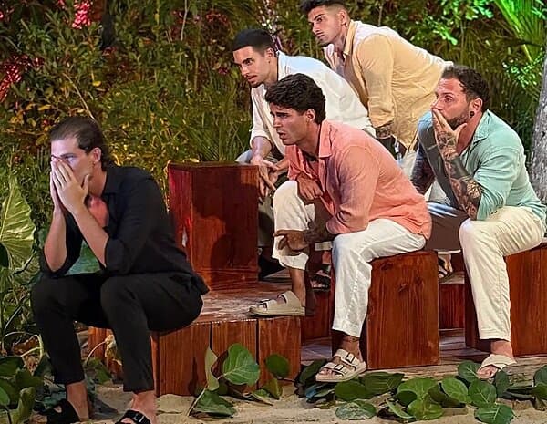 Rubén se rompe y suplica de rodillas poder ver a Gema en 'La isla de las tentaciones'